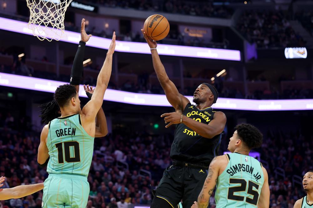 英超竞争中 英超竞争中