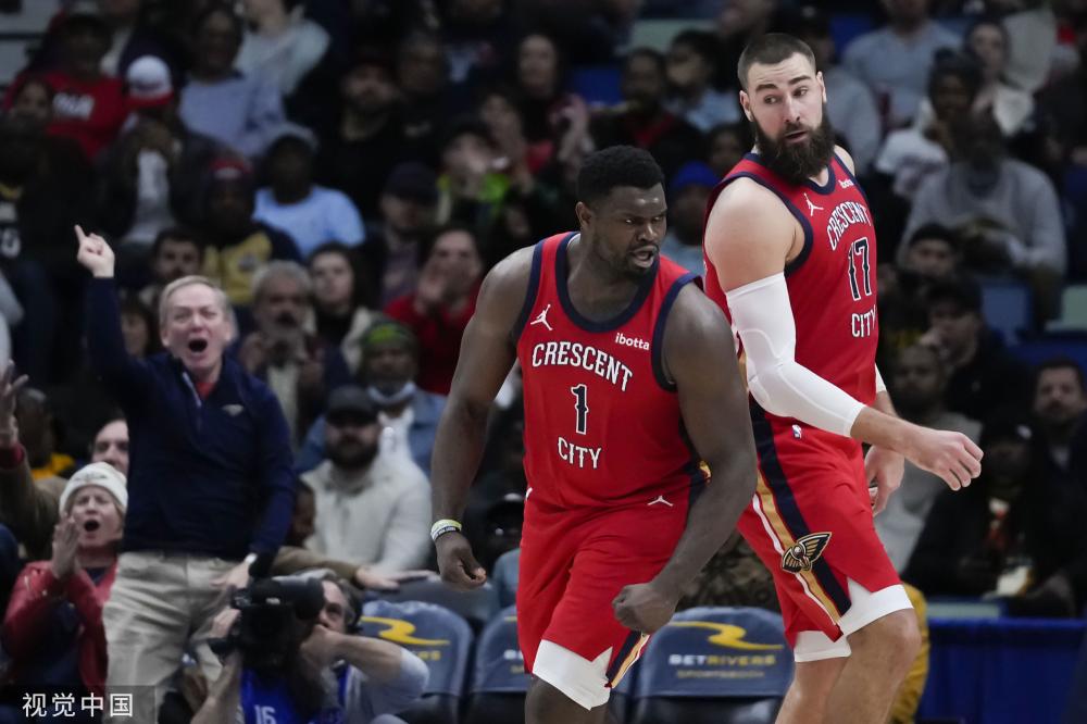 她凭借单打 她凭借单打